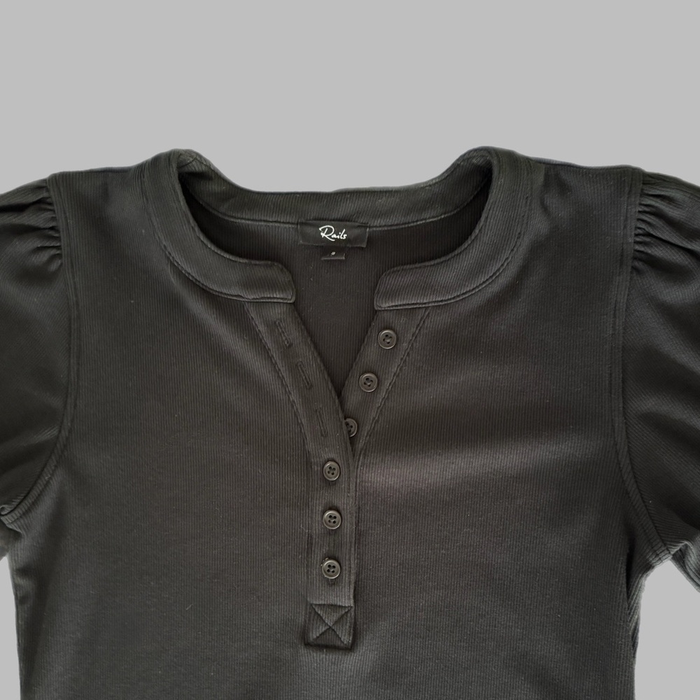 Rails Black T-Shirt with Puff Sleeves - Picture 4 of 5